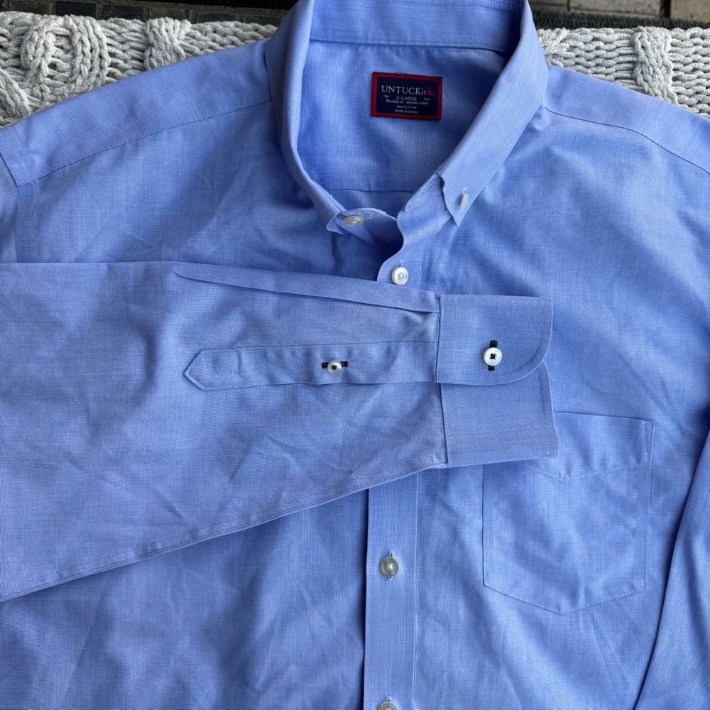 UNTUCKit Men's Light Blue Button Down‎ Shirt Relaxed Fit Wrinkle Free XL